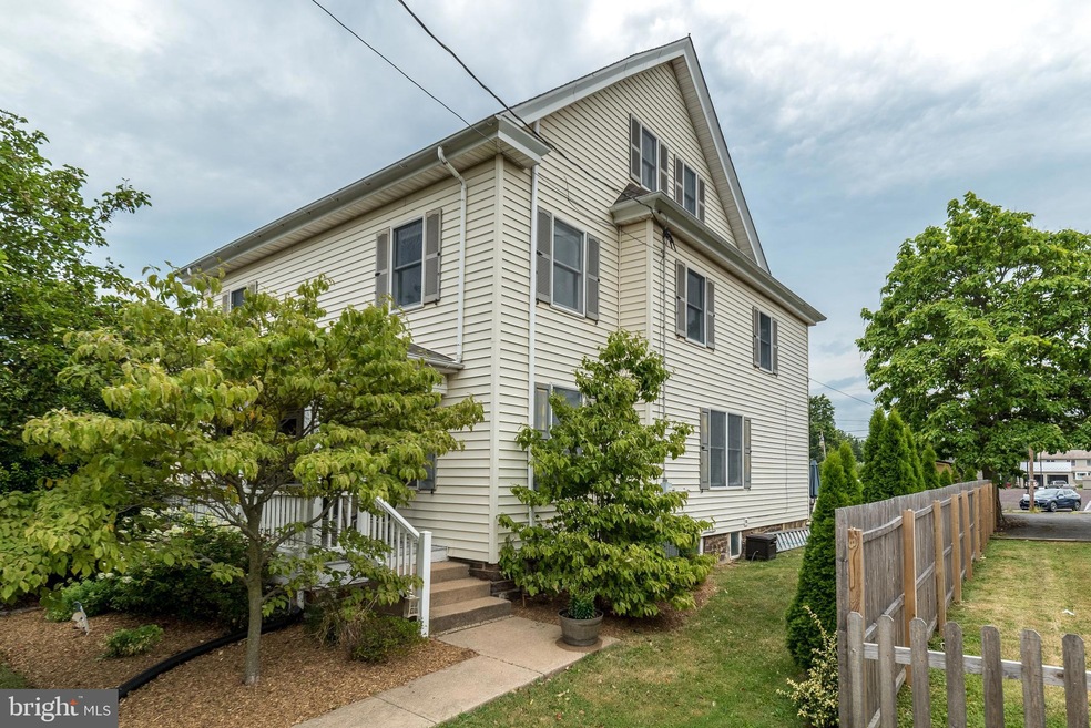 445 N Main St, Souderton, PA 18964 - photo 1