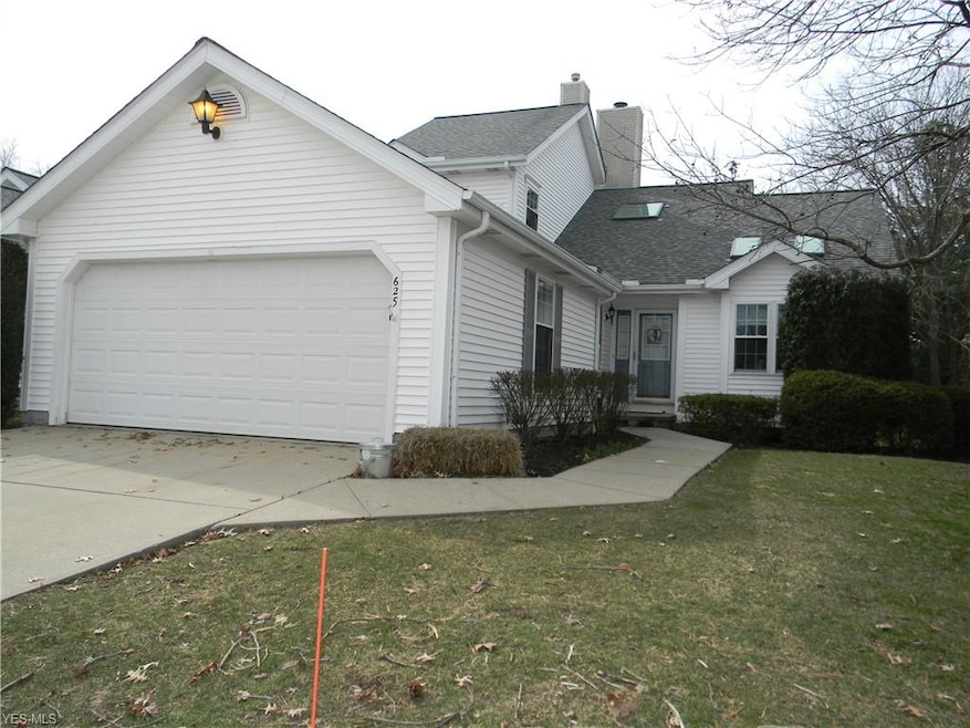 625 Fairfield Ln, Aurora, OH 44202 - photo 1