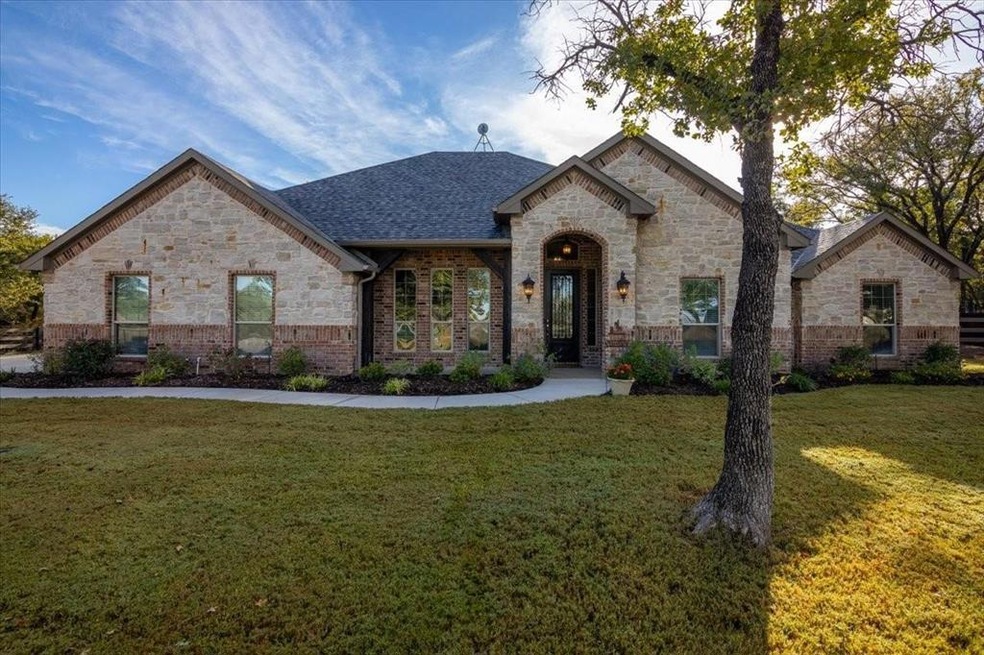 1387 County Road 1111, Decatur, TX 76234 - photo 1