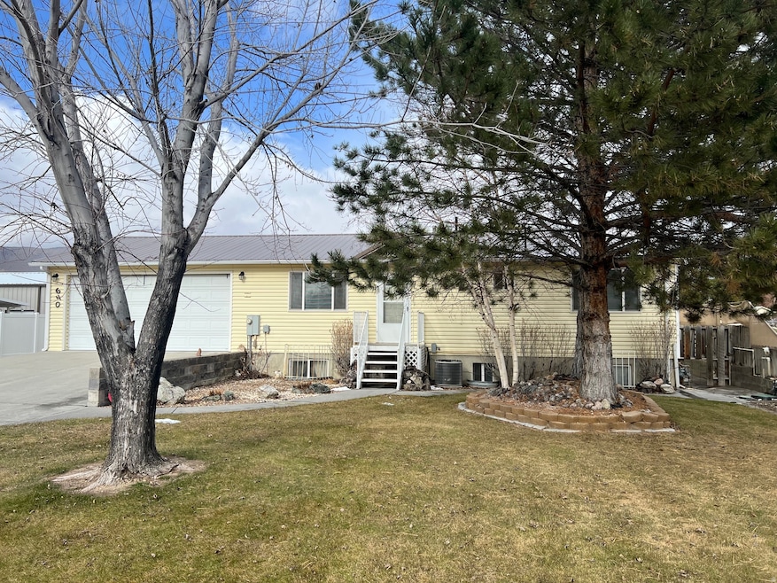 640 W Canyon Rd, Ferron, UT 84523 - photo 1