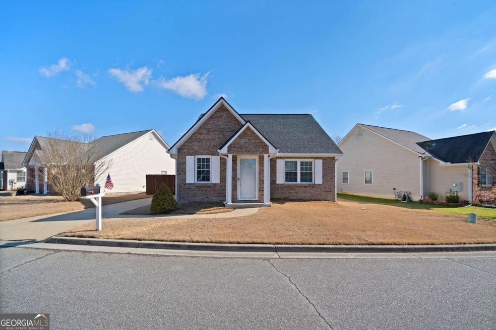 79 Pointe Dr N, Cartersville, GA 30120 - photo 1