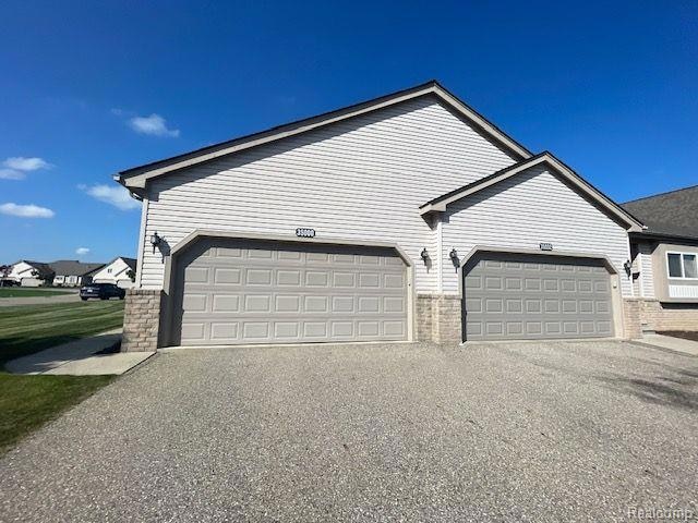 35000 Mitchell St unit 205, Grand Blanc, MI 48439 - photo 1