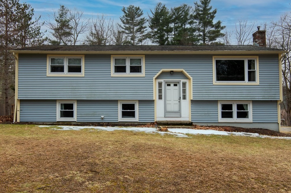 33 Browning Pond Rd, Spencer, MA 01562 - photo 1