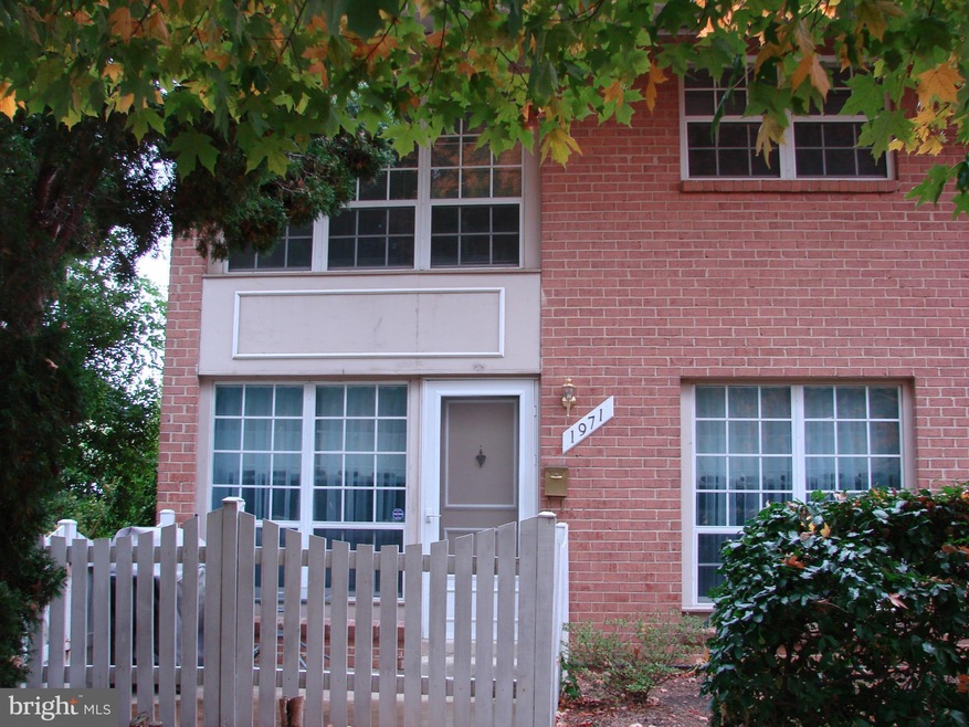1971 Kennedy Dr unit 1971, McLean, VA 22102 - photo 1