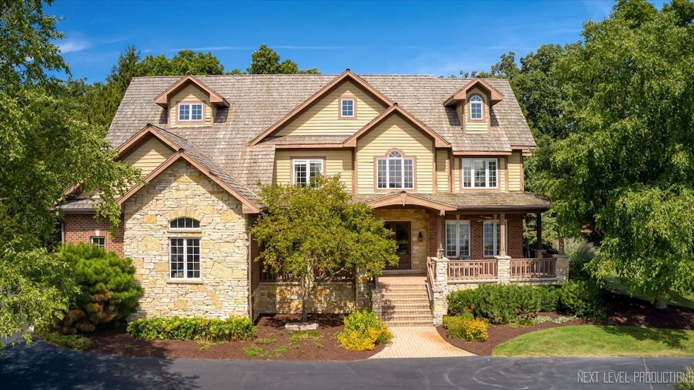 Sold $1,160,000 • Co-Listing Agent