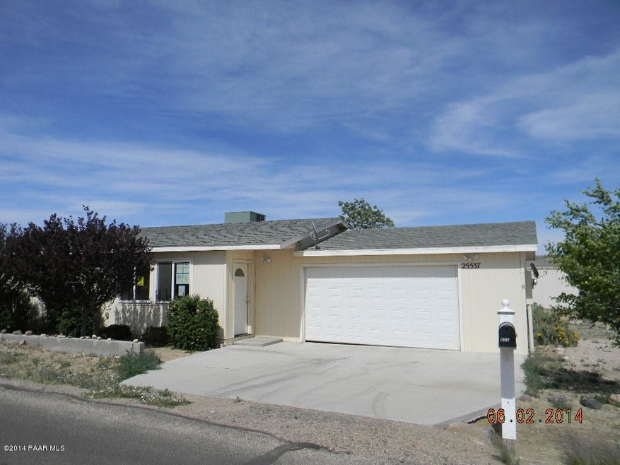 25537 N Catalina St, Paulden, AZ 86334 - photo 1