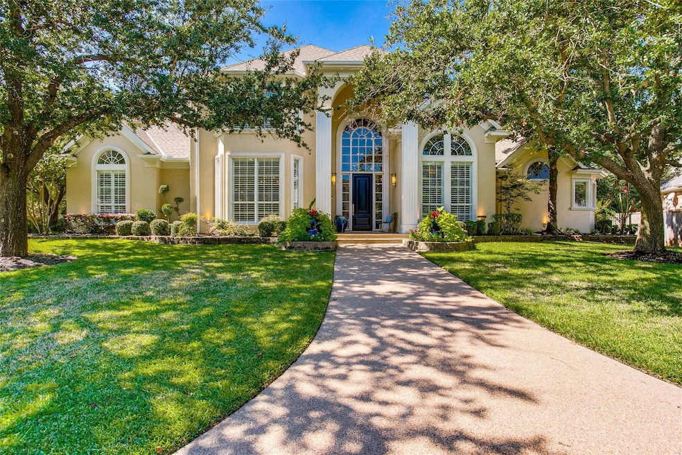 912 Independence Pkwy, Southlake, TX 76092 - photo 1