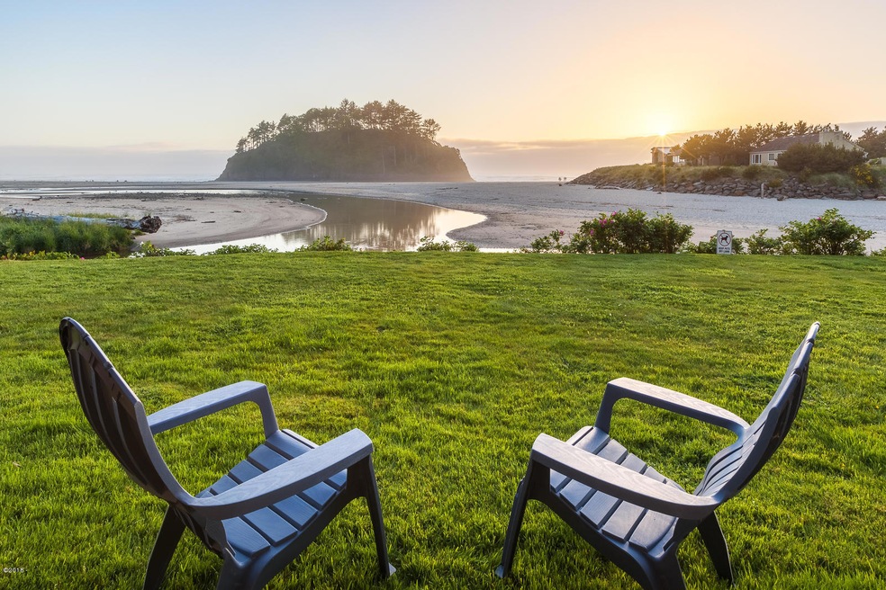 Views of Proposal Rock & Pacific Ocean