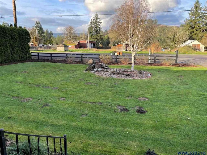 2112 Main St, Lyons, OR 97358 - photo 1