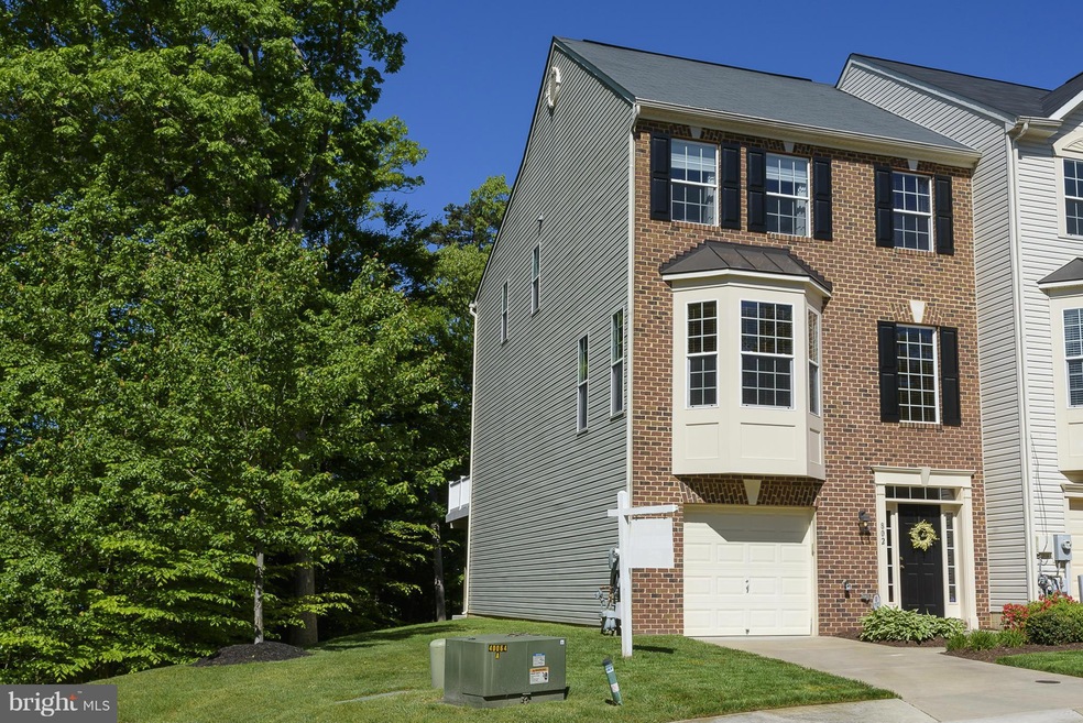 802 Emory Ct, Odenton, MD 21113 - photo 1