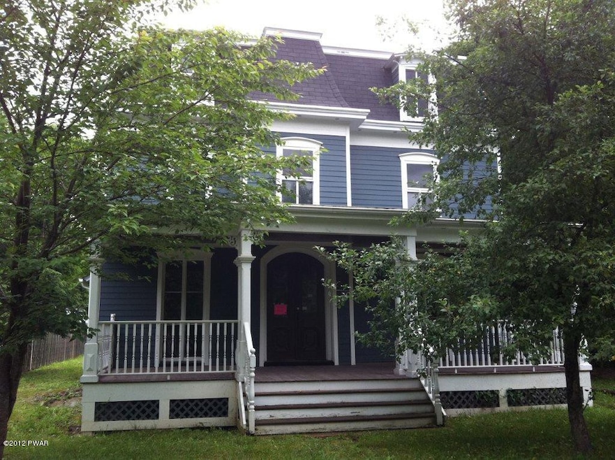 305 W High St, Milford, PA 18337 - photo 1