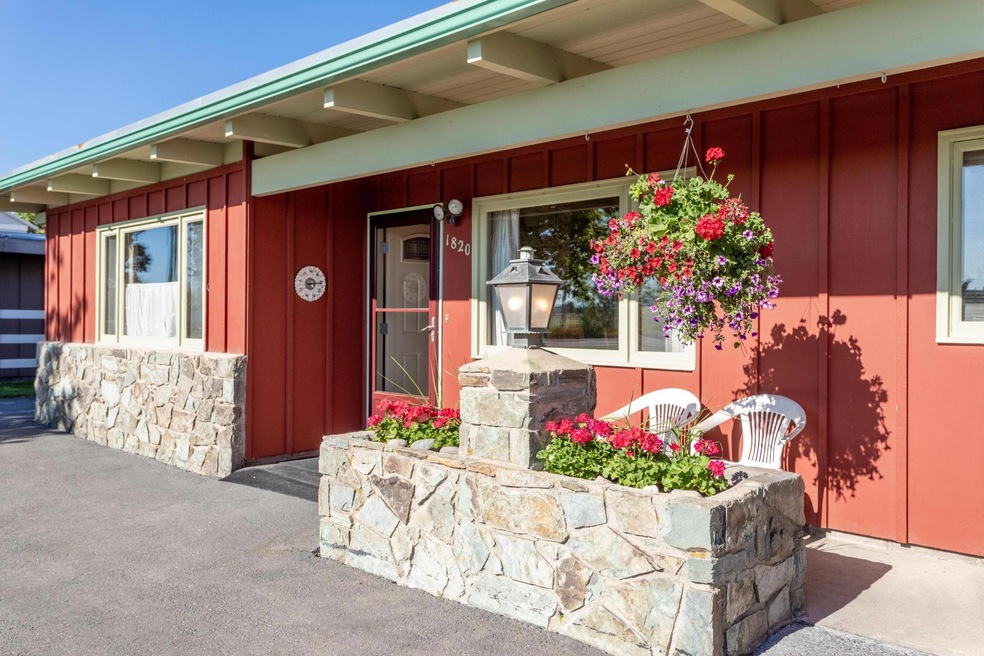 1820 Airport Rd, Kalispell, MT 59901 - photo 1