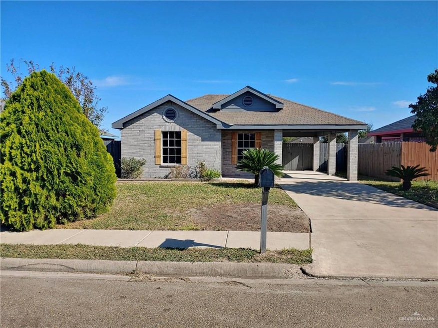 424 Cripple Creek Cir, Alamo, TX 78516 - photo 1