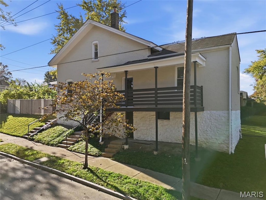 5200 Dewey Ave, Saint Louis, MO 63116 - photo 1