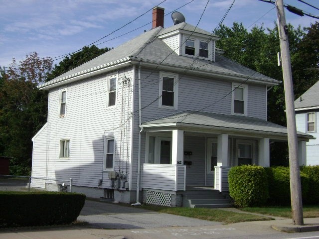 1084 Toll Gate Rd, Warwick, RI 02886 - photo 1