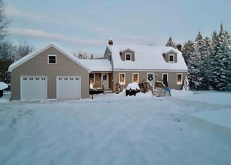 744 N Groton Rd, Hebron, NH 03241 - photo 1