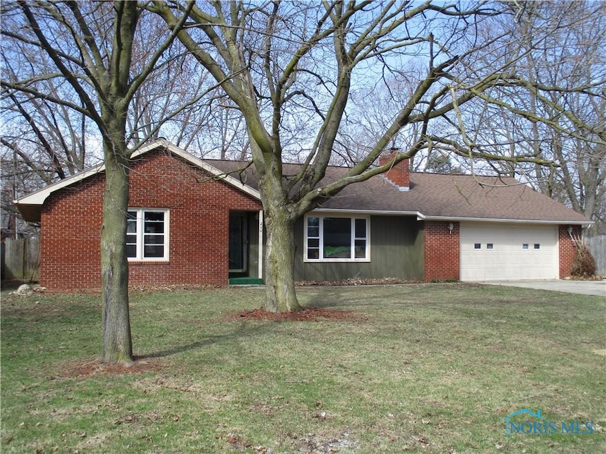 200 Taylor Dr, West Unity, OH 43570 - photo 1