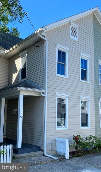 122 E Locust St, Mechanicsburg, PA 17055 - photo 1