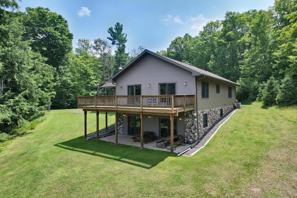 Under Contract $489,000