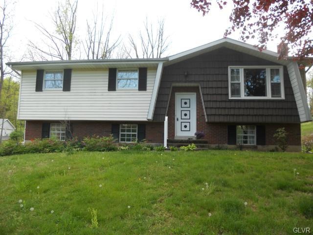 6142 Indian Creek Rd, Zionsville, PA 18092 - photo 1
