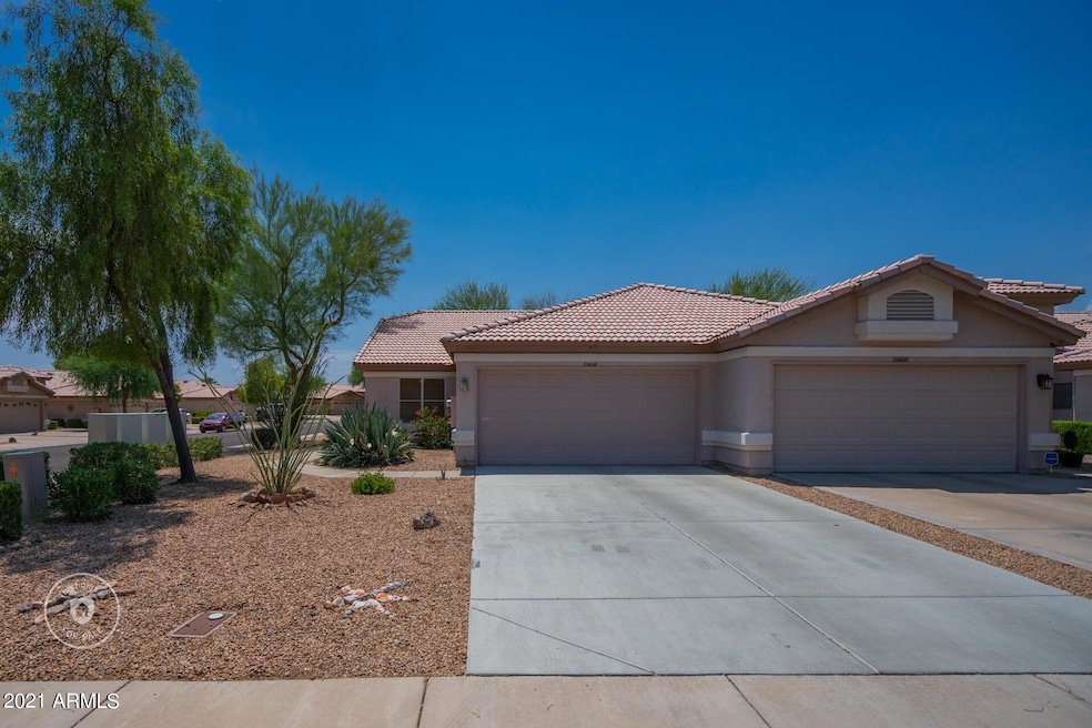 23830216-82n6gav7O-s