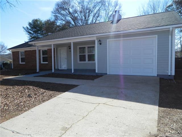 118 Little Forest Ln, Statesville, NC 28625 - photo 1