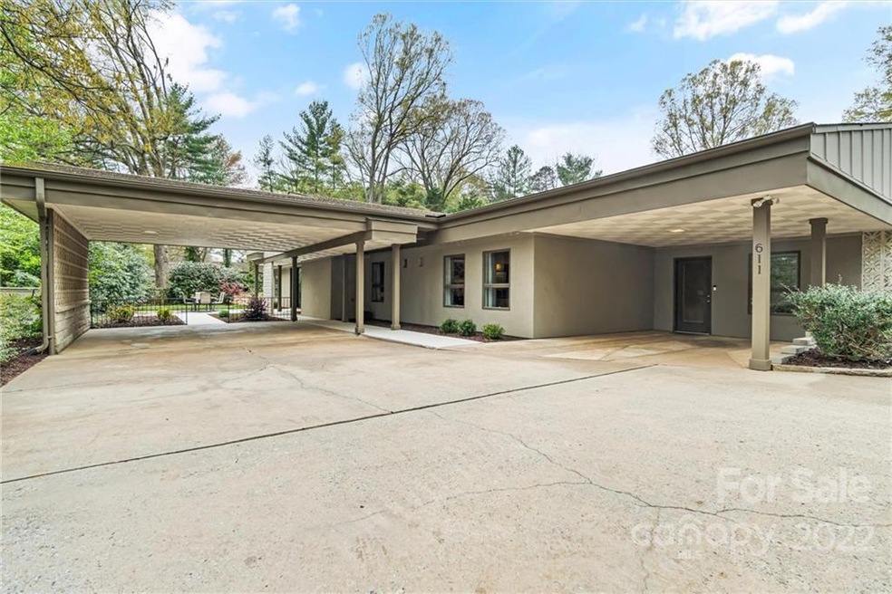 611 Woods Dr, Statesville, NC 28677 - photo 1