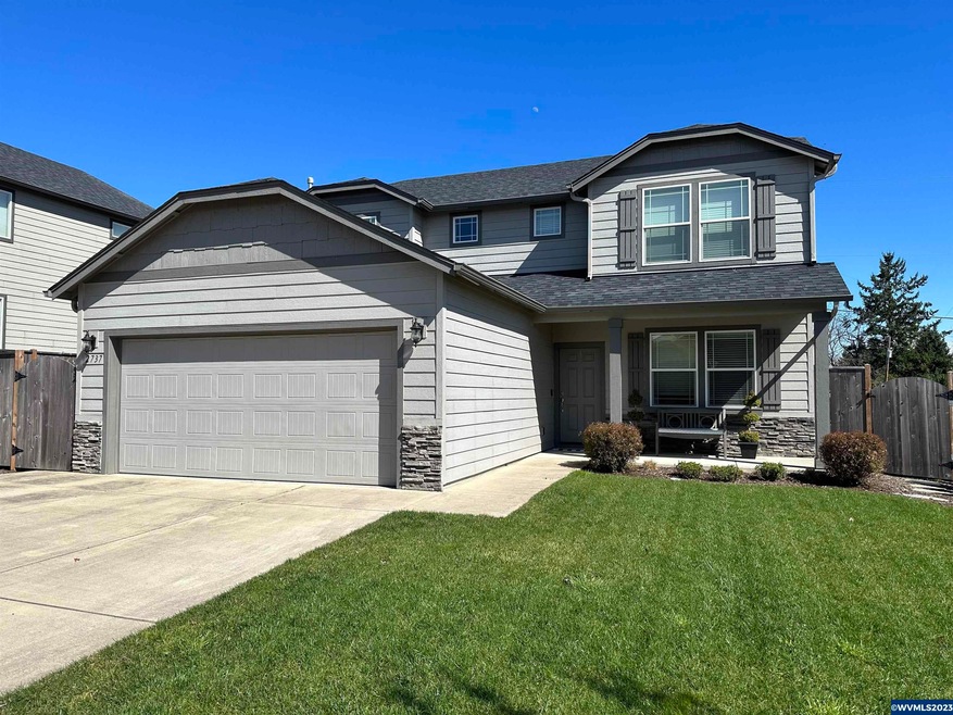 2737 NW Weather Stone St, Albany, OR 97321 - photo 1