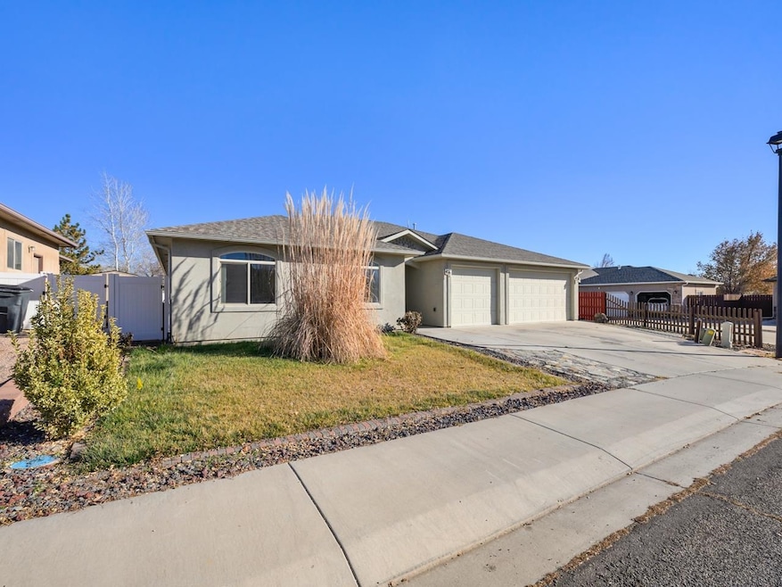 634 Cortney Way, Grand Junction, CO 81504 - photo 1
