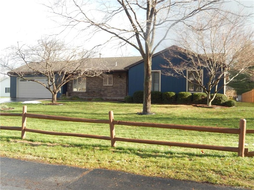 Welcome to 11 Sunderland Trail!