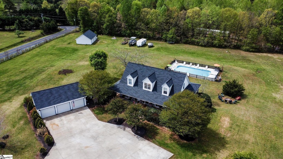 101 Rolling Creek Trail
