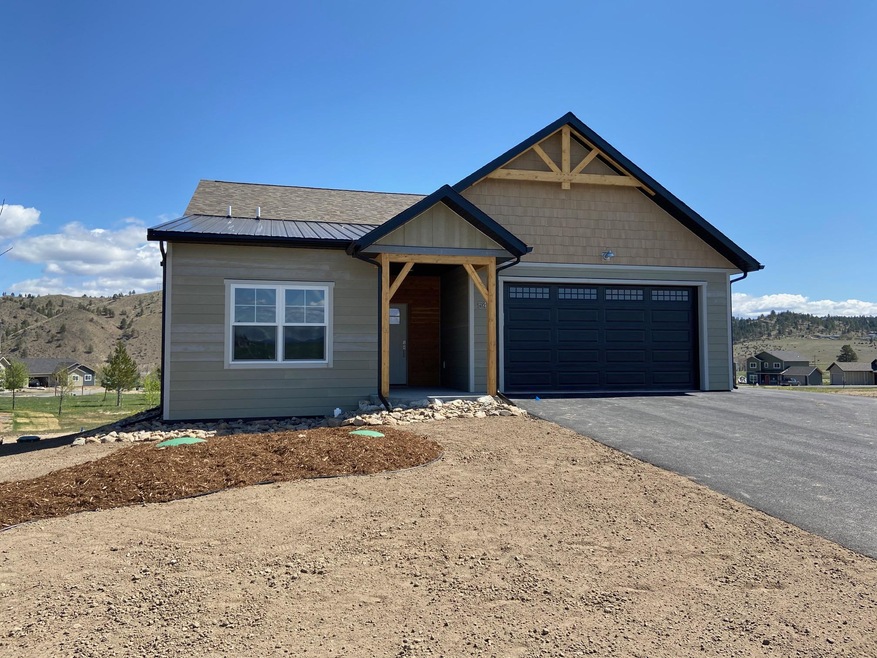 Lot 25 front picture