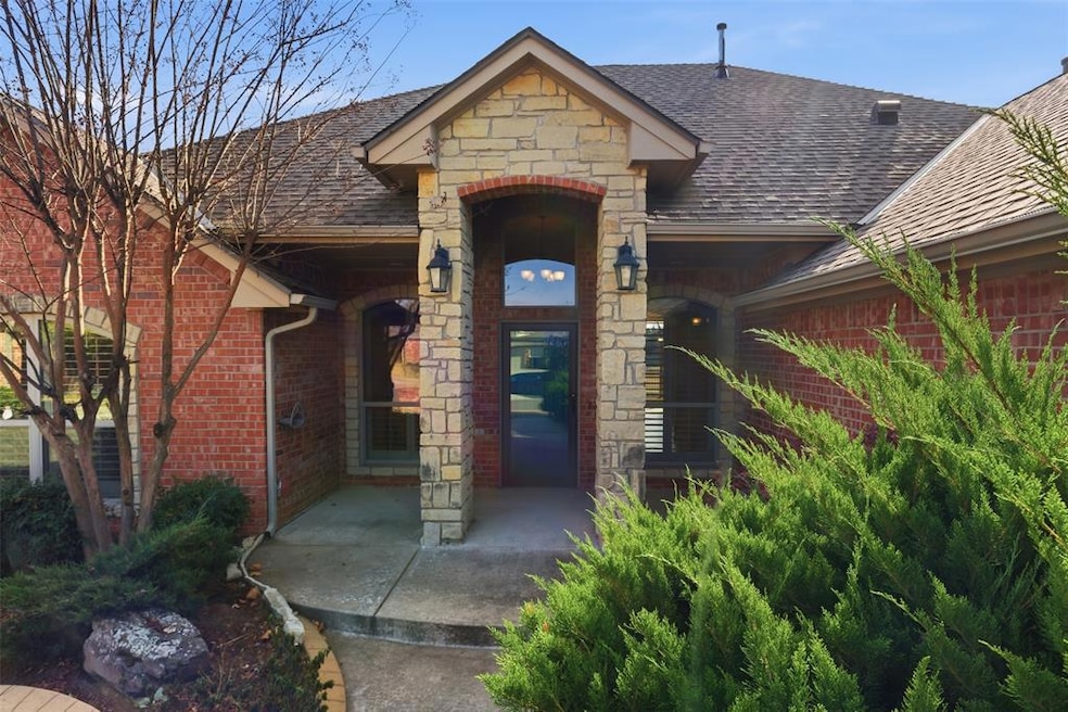 4001 Teton Ln, Norman, OK 73072 - photo 1