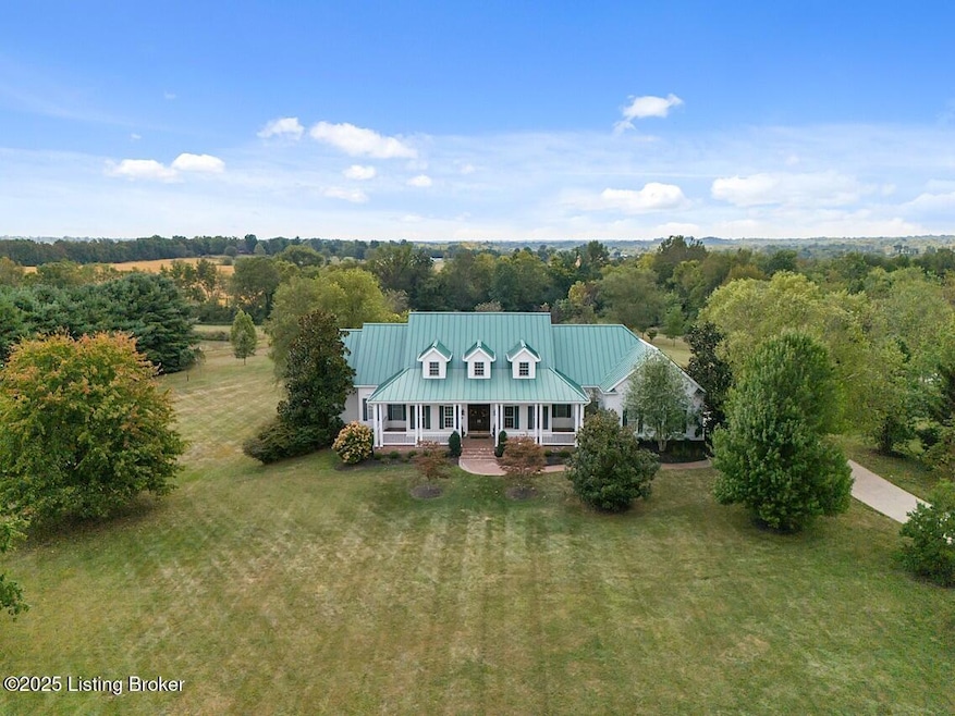 Sold $875,625 • Co-Listing Agent