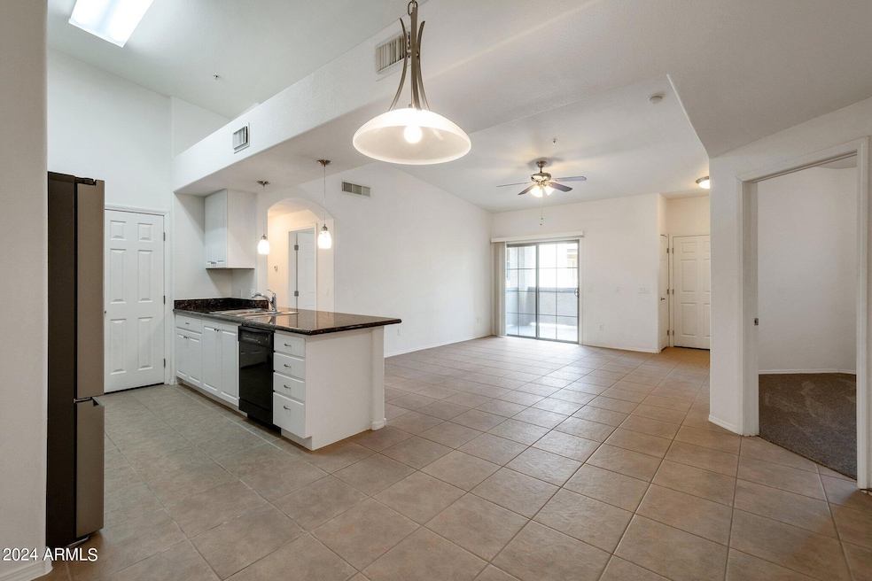 For Rent $1,549/month