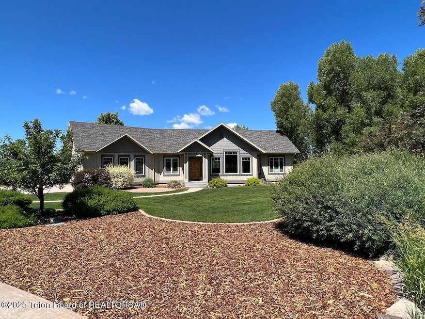 For Sale $990,000