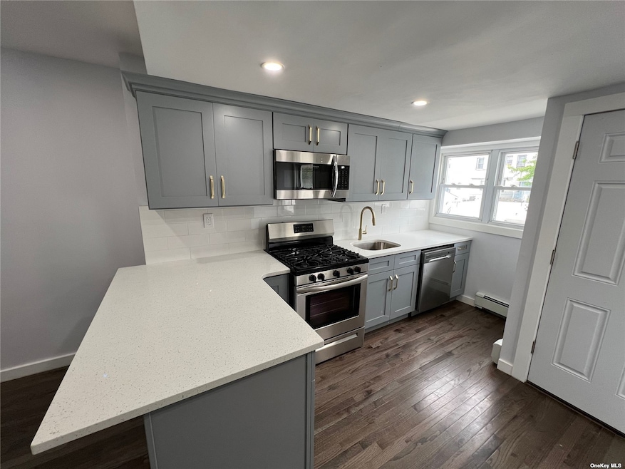 118-45 154th St, Jamaica, NY 11434 - photo 1