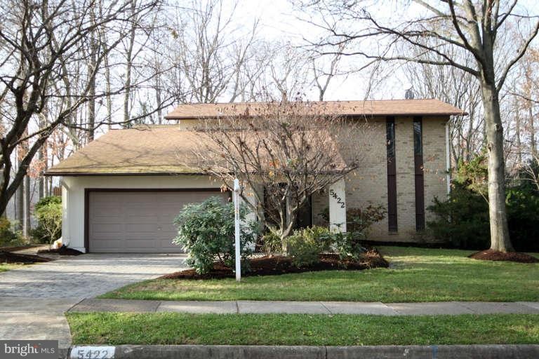 5422 Southport Ln, Fairfax, VA 22032 - photo 1