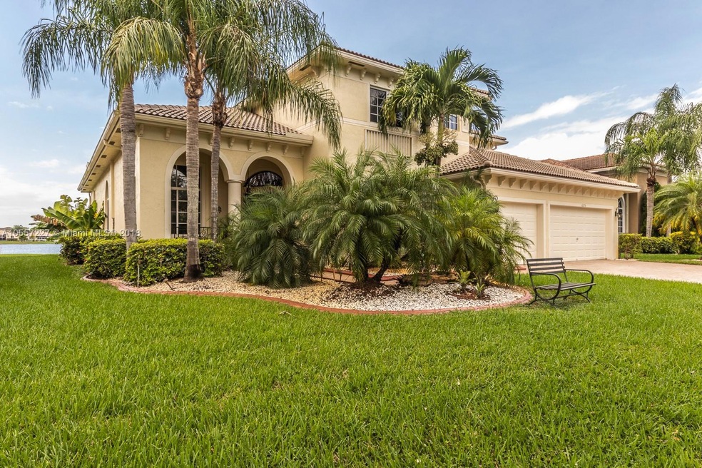 6275 SW 192nd Ave, Fort Lauderdale, FL 33332 - photo 1