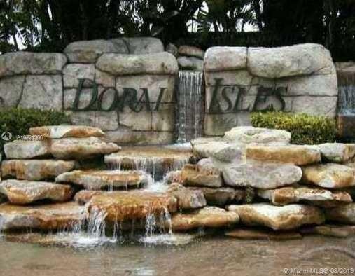 10923 NW 67th Terrace, Doral, FL 33178 - photo 1