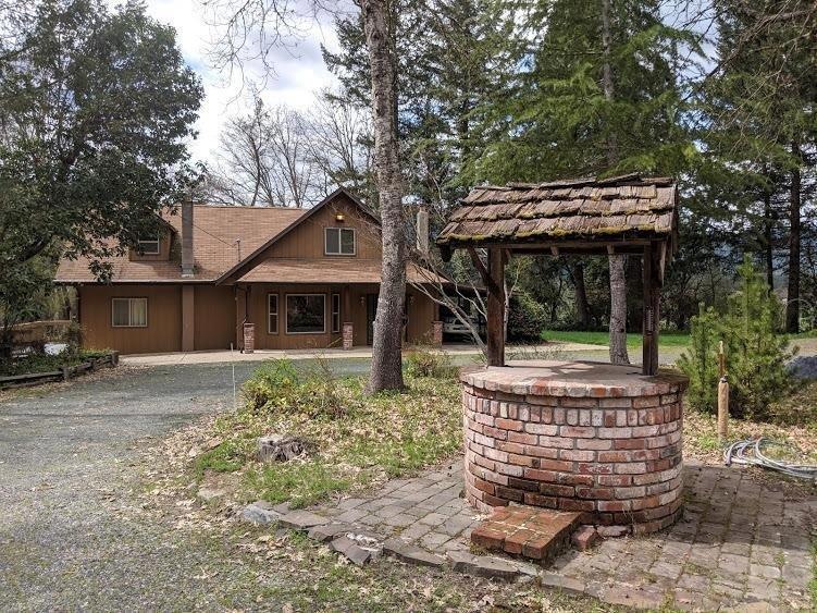 6219 E Evans Creek Rd, Rogue River, OR 97537 - photo 1