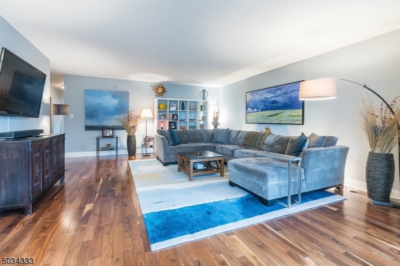 1 Claridge Dr unit 218, Verona, NJ 07044 - photo 1