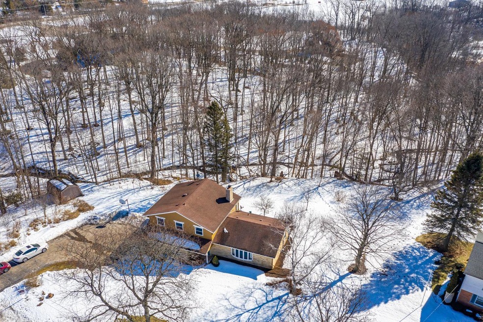 1457 River Bend Road-21
