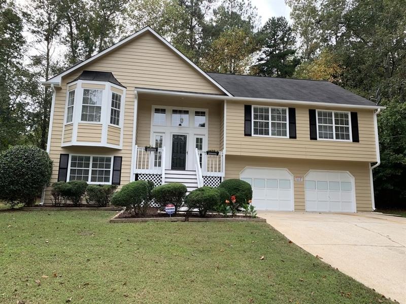 305 Duke Trail, Ellenwood, GA 30294 - photo 1