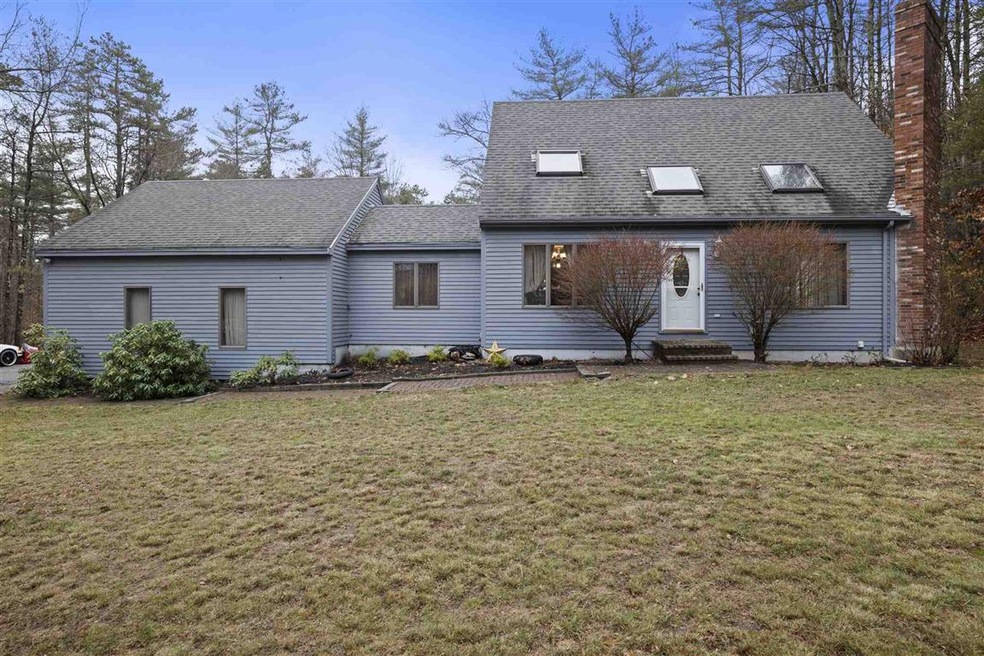 101 Schanda Dr, Newmarket, NH 03857 - photo 1