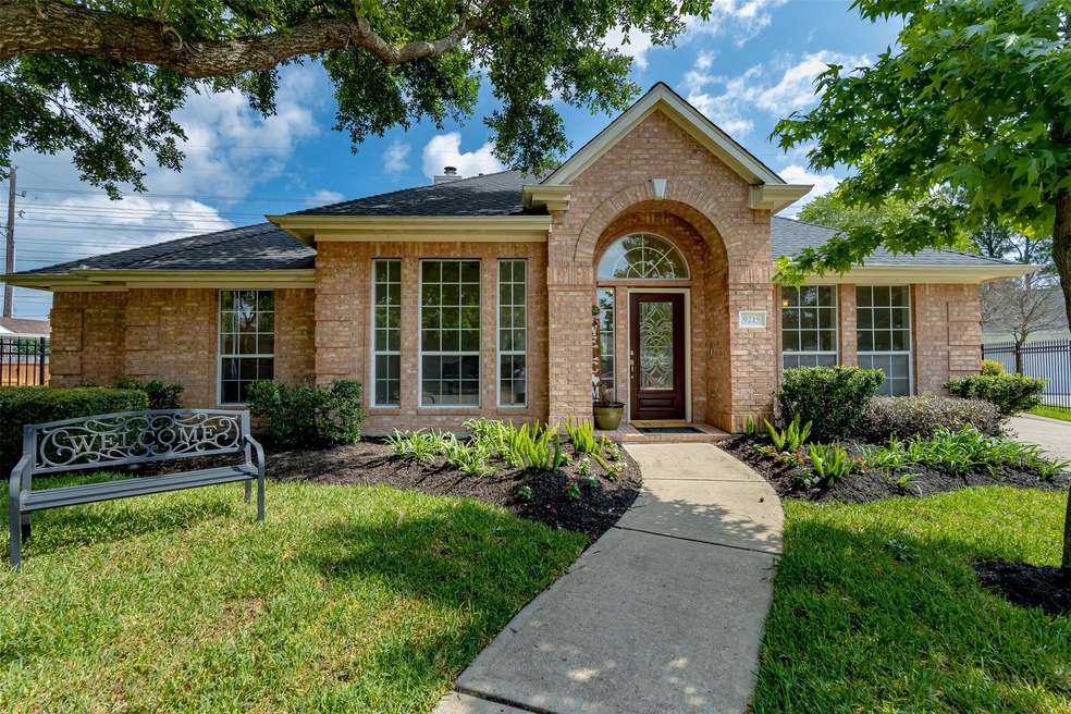 9215 Newburgh Dr, Houston, TX 77095 - photo 1