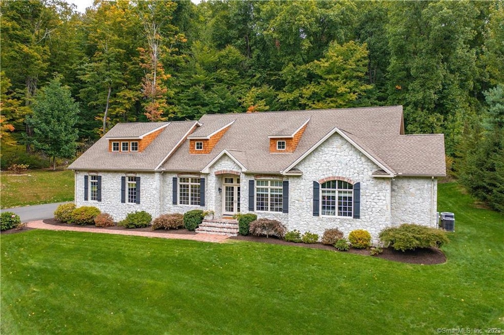 410 Charcoal Ave, Middlebury, CT 06762 - photo 1