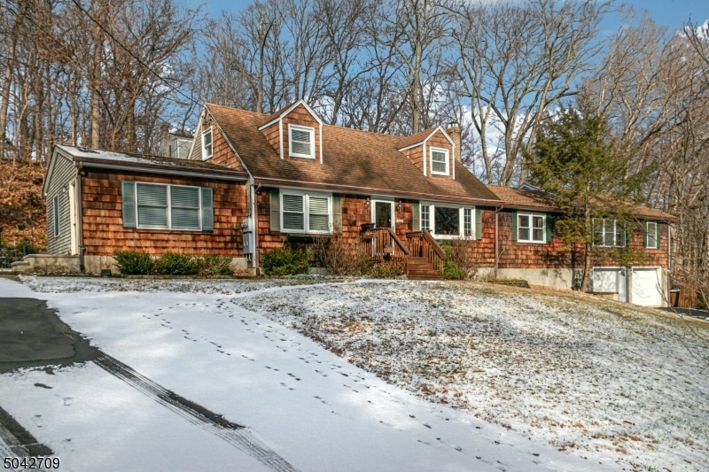 1285 Colonial Way, Bridgewater, NJ 08807 - photo 1