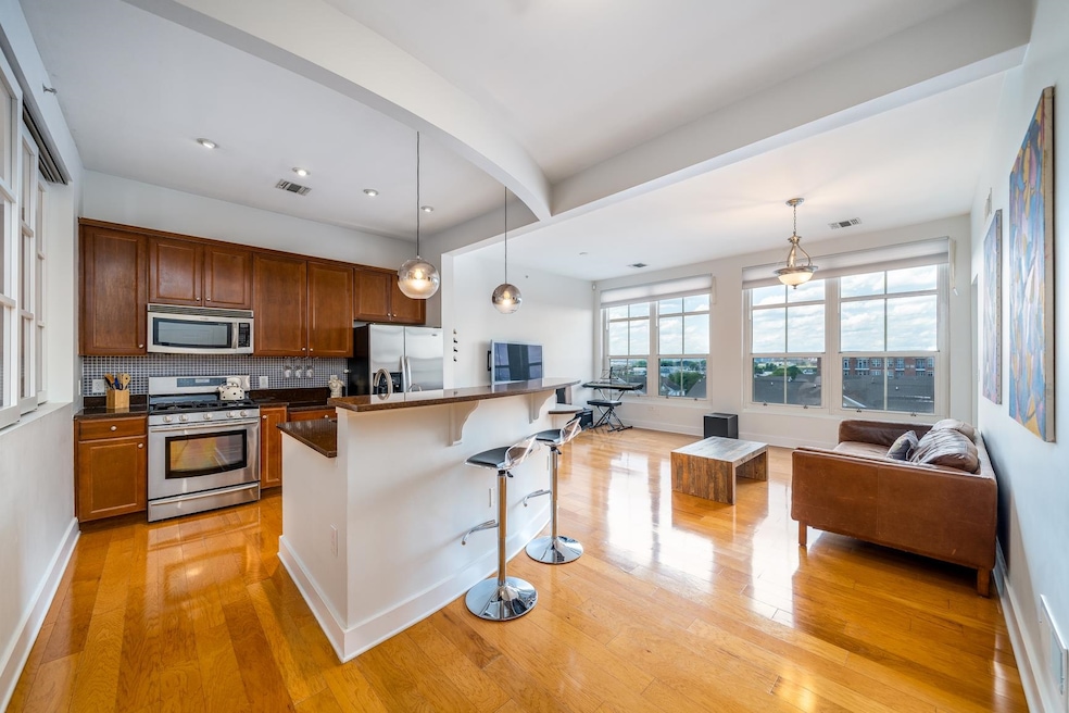 55 Mallory Ave unit 74, Jersey City, NJ 07305 - photo 1