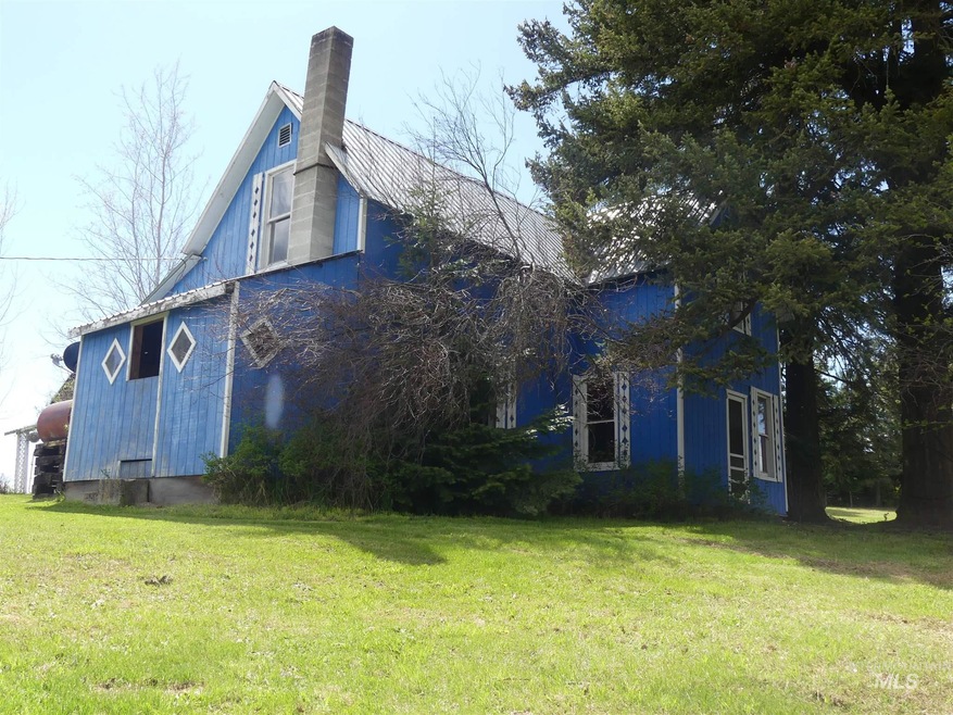 209 Clark St, Weippe, ID 83553 - photo 1